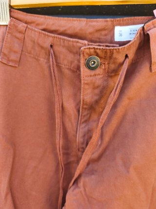 Pantalones anchos marrones talla 36