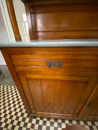 Aparador vintage madera y mármol