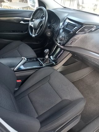Hyundai i40 2012