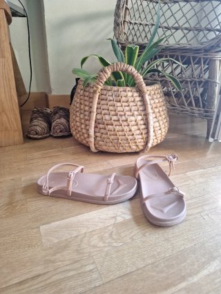 Sandalias de verano rosas