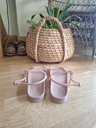 Sandalias de verano rosas
