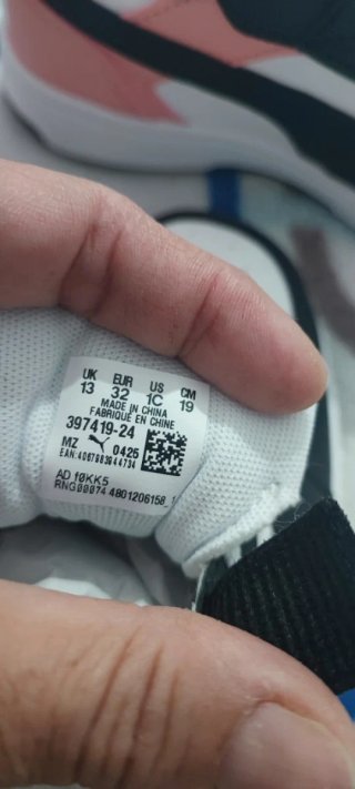 Zapatillas Puma Niña Talla 32