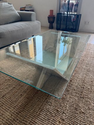 Mesa centro mármol y cristal diseño moderno