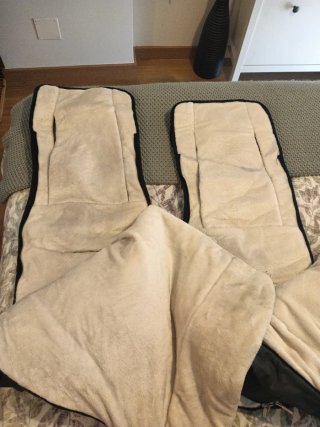 Sacos gemelares gris y beige