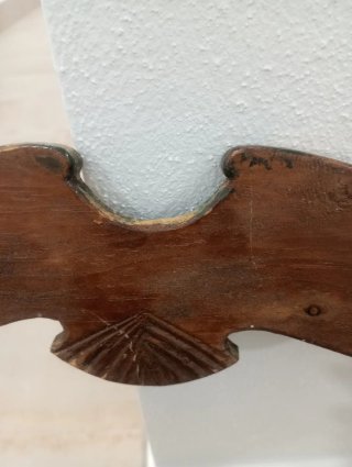Platero antiguo de madera