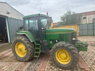 Tractor John Deere 7600