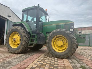 Tractor John Deere 7600