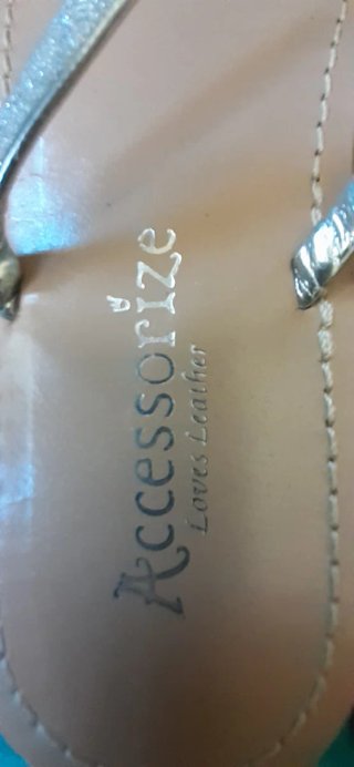 Ciabatte donna Primark & Accessorize beige/argento