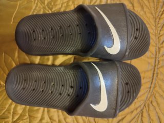 Chanclas Nike Junior Negras y Blancas