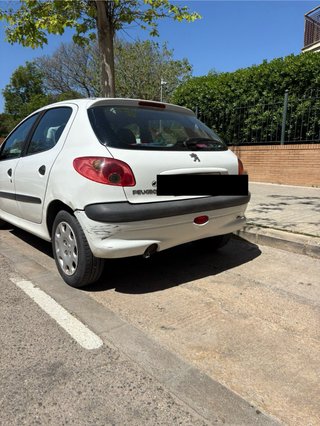 Peugeot 206/ año 2005 Precio negociable!!!