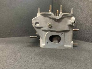 CULATA SEAT TOLEDO (1M2) * 06B103373A