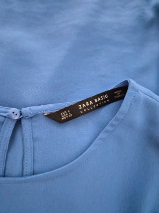 Blusa Zara mangas acampanadas azul klein