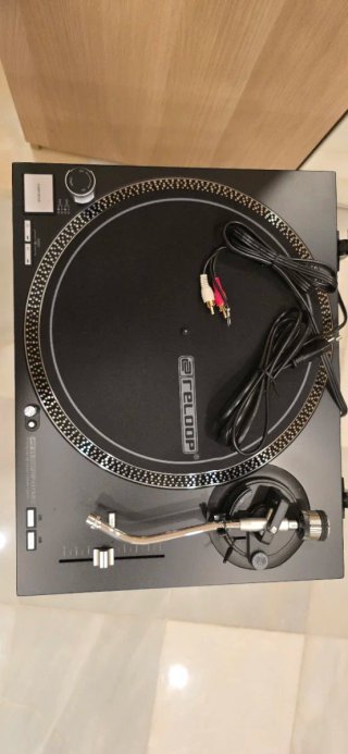 Reloop RP4000MK2 Tocadiscos DJ Negro sin usar