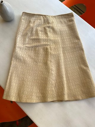 Falda ante Massimo Dutti T.38