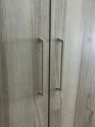 ¡OFERTA! Armario 3 puertas y 2 cajones.