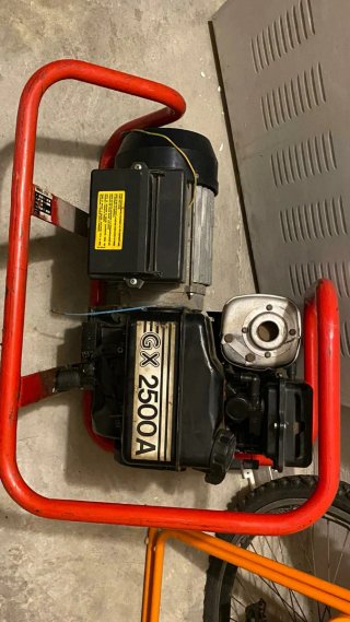 Grupo electrógeno Briggs & Stratton 2500W