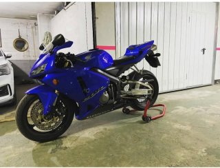 Honda CBR 600 RR Azul
