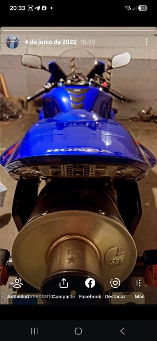 Honda CBR 600 RR Azul