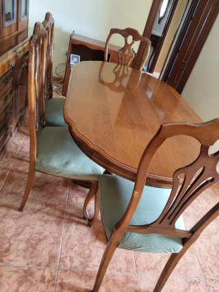 Mueble salón y mesa comedor madera