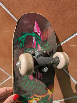 Patineta skate diseño dragón