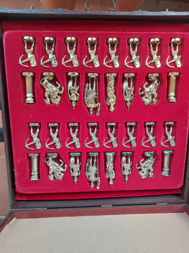 Ajedrez MANOPOULOS Completo