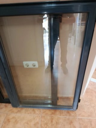 LEER BIEN DESCRIPCIÓN Ventana aluminio 161'5 x 127
