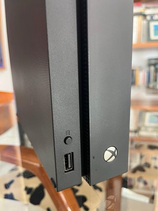 Xbox One X 1TB Negra