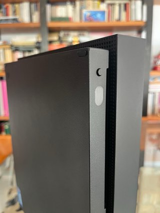 Xbox One X 1TB Negra