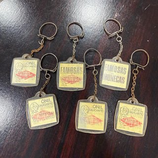 Llaveros Muñecas Famosa Vintage