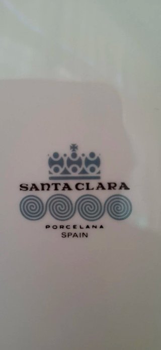 Vajilla porcelana blanca y gris con perfil platead