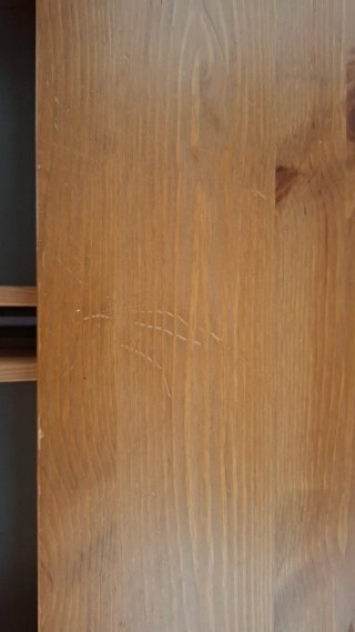 Cómoda de madera con 7 cajones