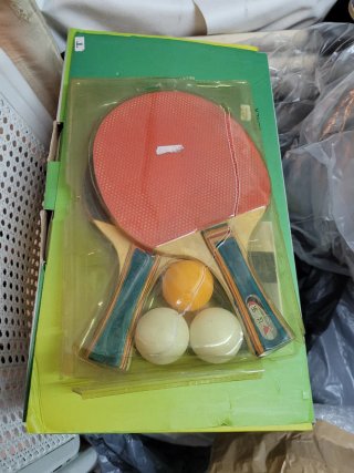 Raquetas y pelotas de ping pong