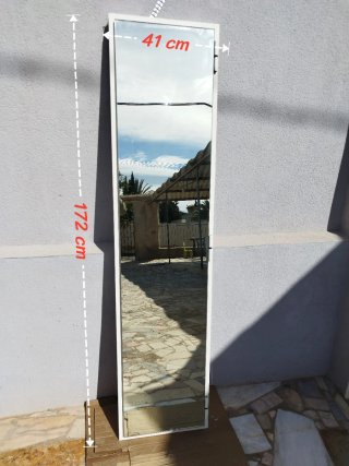 Puerta pequeña aluminio con espejo