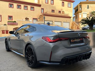 BMW M4 COMPETITION 2022