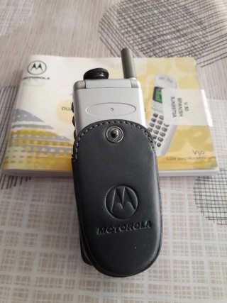 Motorola V50 Plateado.Movistar/O2