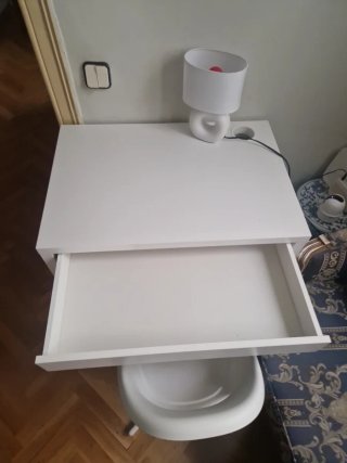 Escritorio y silla infantil blanco