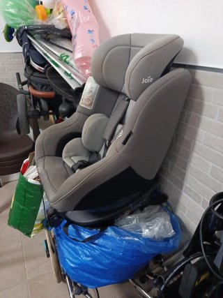 Silla de coche Joie gris