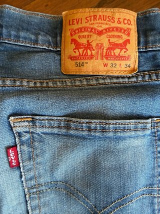 Vaqueros Levi's 514 W32 L34