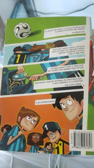 Los Futbolísimos 1: El misterio de los árbitros...