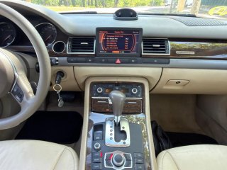 Audi A8 2005