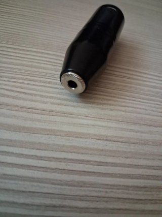Adaptador XLR a TRS Negro