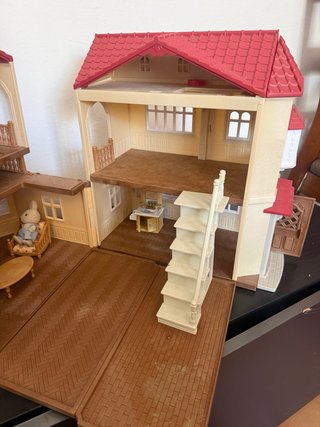 Casa de muñecas estilo victoriano