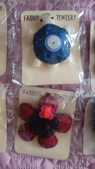 Broches y Llaveros de Fieltro