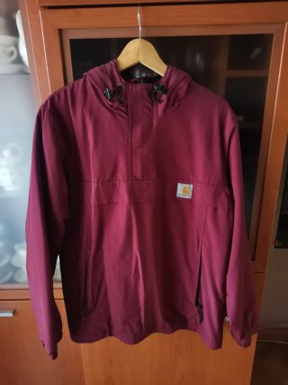 Abrigo Carhartt Granate