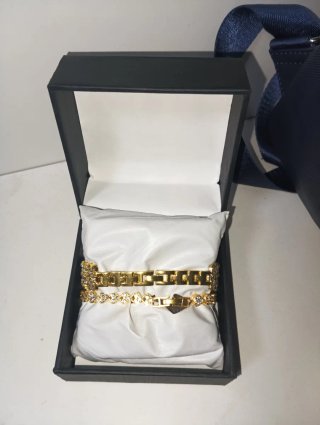 Reloj y pulsera de mujer