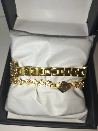 Reloj y pulsera de mujer