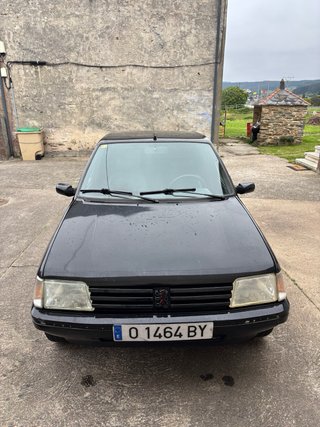 Peugeot 205 1998