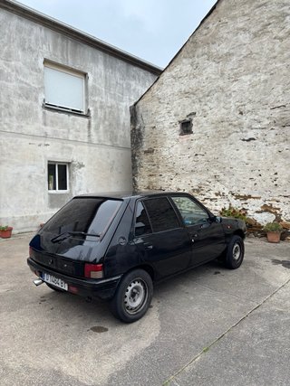 Peugeot 205 1998