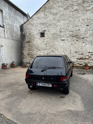 Peugeot 205 1998