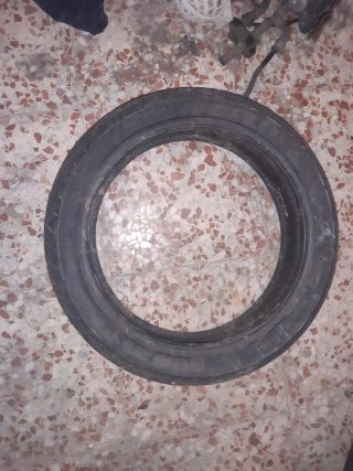 Neumático Pirelli 130/60/13